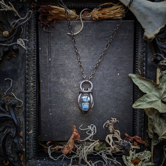 Oracle Necklace on Infinity Chain - Picture 3 of 5